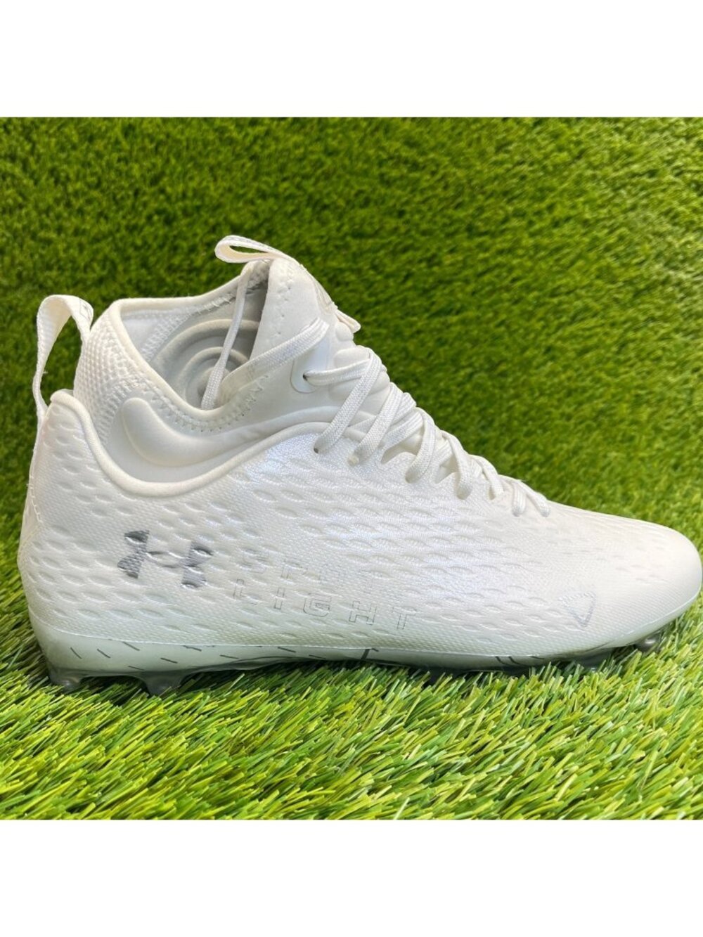 Under Armour Spotlight LUX MC 2 Mens Size 9.5 White Gray Running Football Cleats